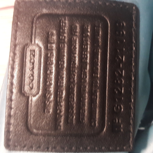 Coach Poppy Slim Leather Tote - Picture 15 of 16